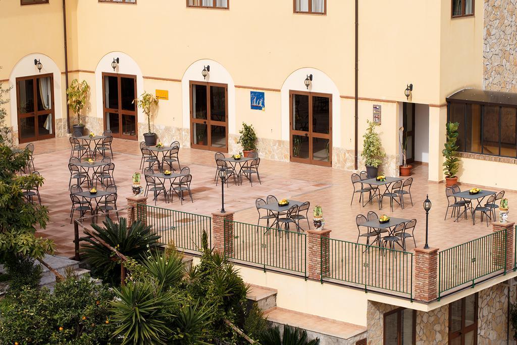 Agriturismo Villa Orchidea Alì Terme Exterior foto