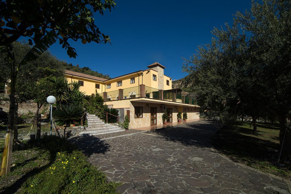 Agriturismo Villa Orchidea Alì Terme Exterior foto